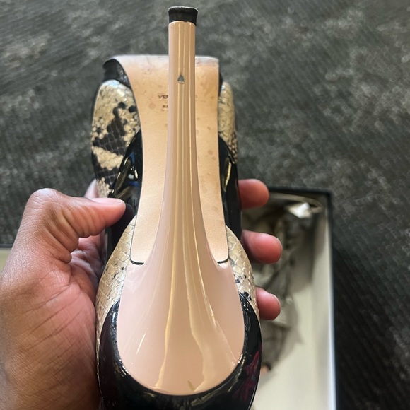 $695 Giuseppe Zanotti Snake Skin Heels - Picture 10 of 11